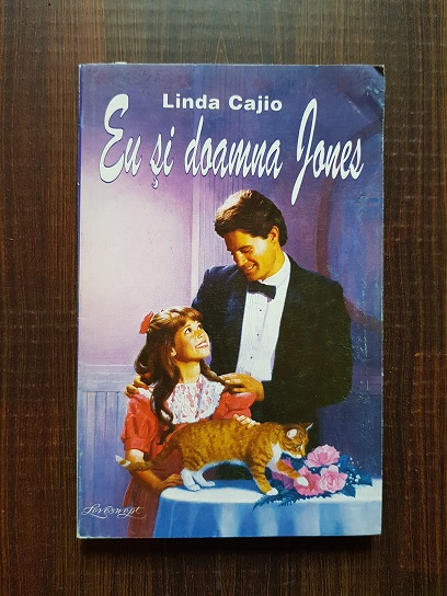 Linda Cajio – Eu si doamna Jones