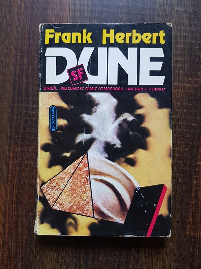 Frank Herbert - Dune Volumul 1