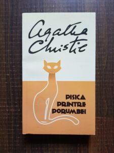 Agatha Christie - Pisica printre porumbei