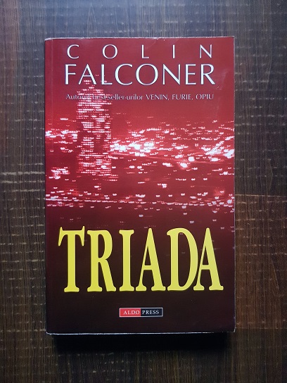 Colin Falconer – Triada