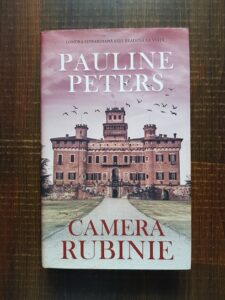 Pauline Peters - Camera rubinie