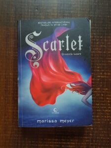 Marissa Meyer - Cronicile lunare, volumul 2. Scarlet