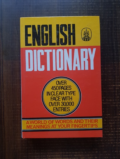 Standard English Dictionary (30.000 entries)