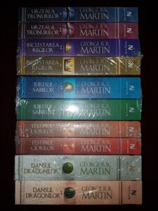 George R. R. Martin - Urzeala tronurilor 10 volume (2011)