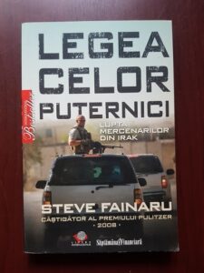 Steve Fainaru - Legea celor puternici