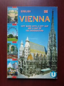 Georg E. Filipek - Vienna. City guide with a city map and a map of the underground