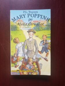 P. L. Travers - Mary Poppins pe aleea ciresilor