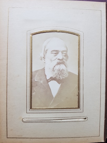 Album fotografic alcatuit din 31 de fotografii vechi din perioada 1870-1890, cuprinde personalitati importante ale Romaniei - imagine 3