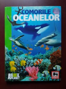 Comorile Oceanelor. Album cu cartonase de colectie (2012, contine toate cele 144 de cartonase)