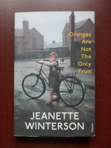 Jeanette Winterson - Oranges are not the only fruit