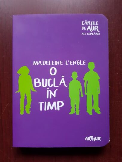 Madeleine L'Engle - O bucla in timp