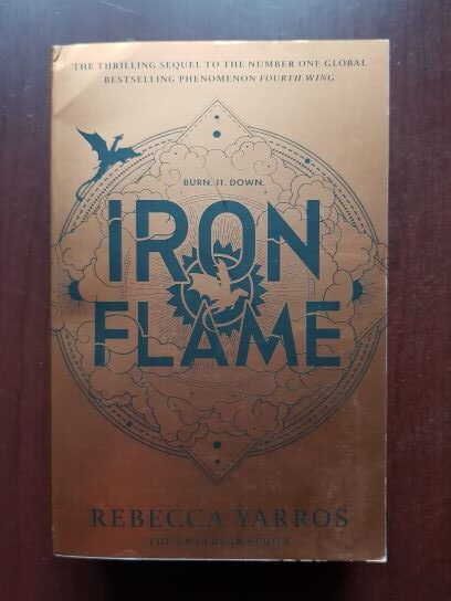 Rebecca Yarros - Iron Flame