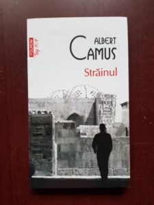 Albert Camus - Strainul