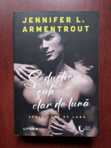 Jennifer L. Armentrout - Seductie sub clar de luna