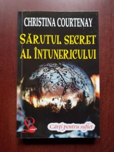 Christina Courtenay - Sarutul secret al intunericului