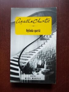 Agatha Christie - Oglinda sparta
