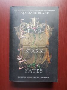 Kendare Blake - Five dark fates