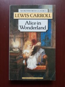 Lewis Carroll - Alice in Wonderland