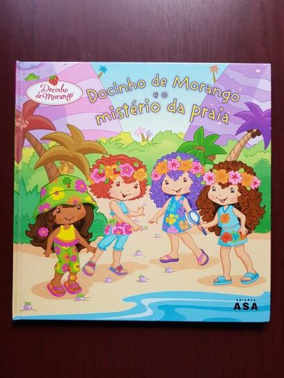 Sonia Sander - Docinho de Morango eo misterio da praia