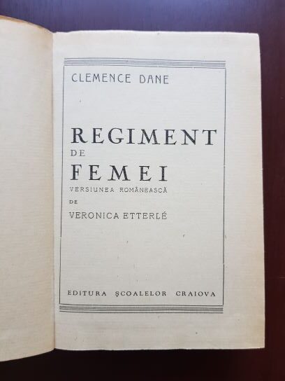 Clemence Dane - Regiment de femei (1944) - imagine 2