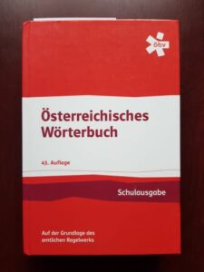 Dictionarul austriac. Editie scolara (2016, editia a 43-a)